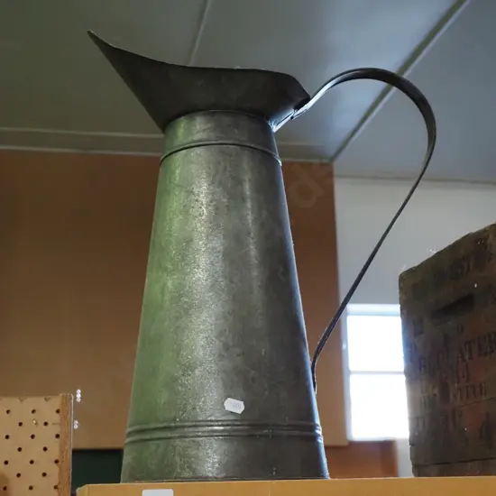tall tin water jug H-450