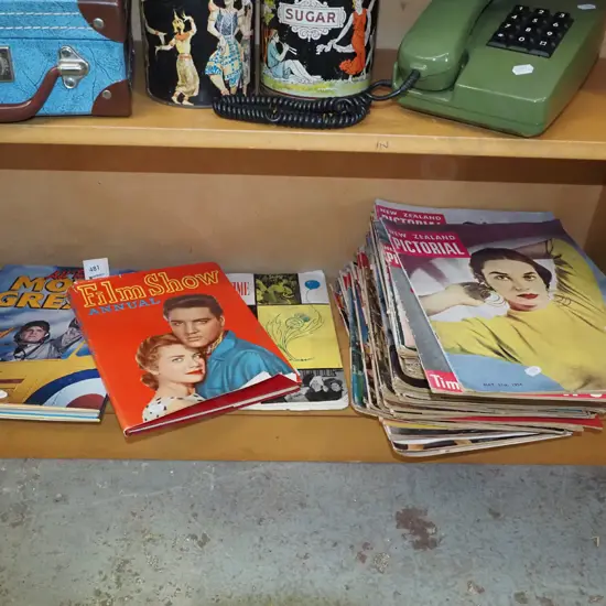 NZ pictorial magazines, festival programmes etc