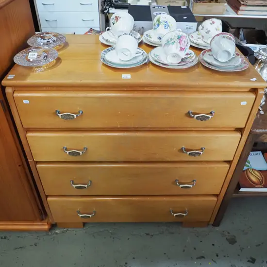 rimu 4 drawer chest - varnish needs attention H-810 W-770 D-400