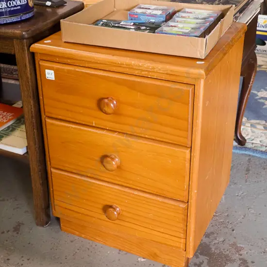 pine 3 drawer bedside cabinet