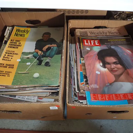 2x boxes of vintage magazines - red dots