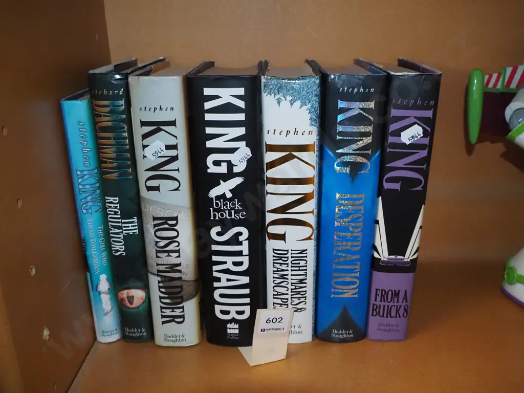 7x Stephen King books Image 1++