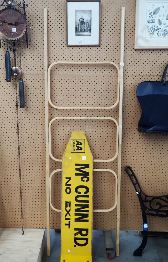 bamboo towel rack Image 1++