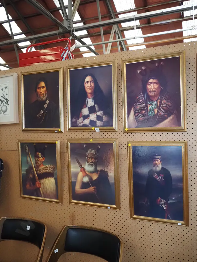 6x framed Lindauer prints- some bubbles and damage Image 1++