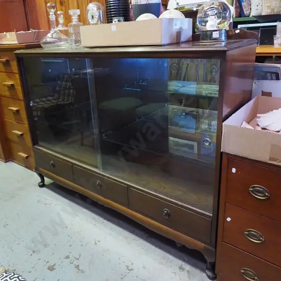 solid mahogany cab leg china cabinet with 3 drawers H-1050 W-1400 D-450