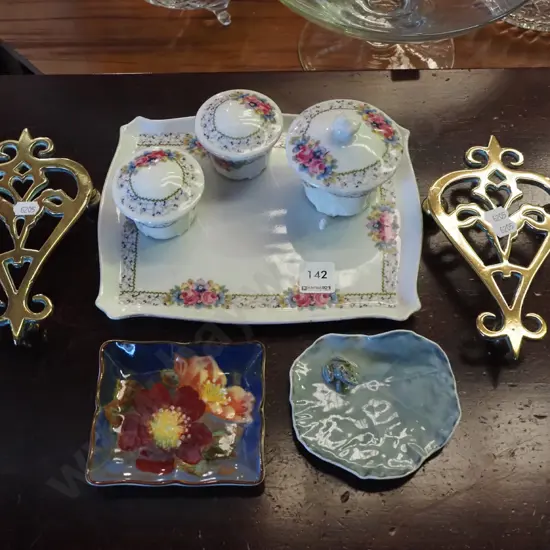 2x brass trivets, pin dishes, dressing table set etc