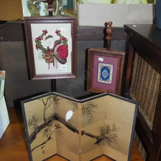 2x small firescreens on stands, small Asian 4 fold screen H-520