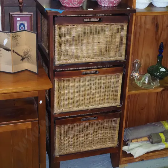 pine chest with 3 seagrass baskets H-1080 W-490 D-400