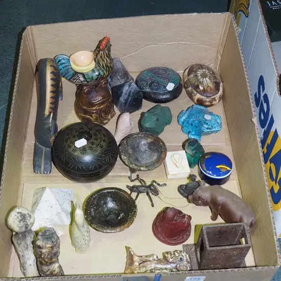 box; ornaments; frogs, birds, lidded canisters etc