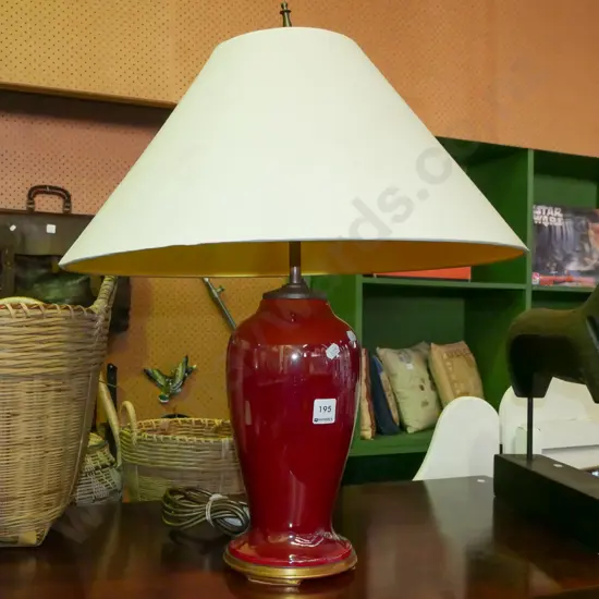 red ceramic based lamp H-560