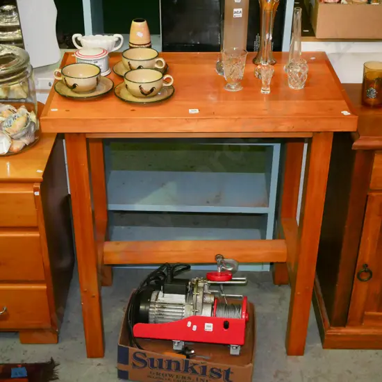 solid rimu refectory based hall table/bench H-900 W-830 D-480