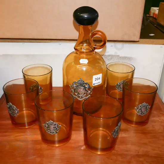 amber glass decanter set with coat of arms in relief, 6 matching tumblers