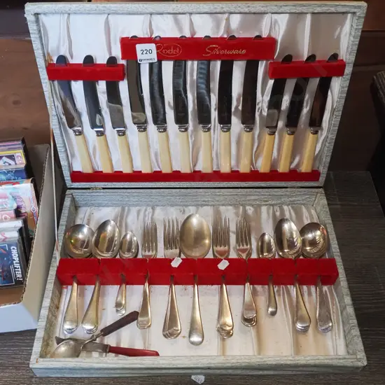 canteen of Rodd cutlery