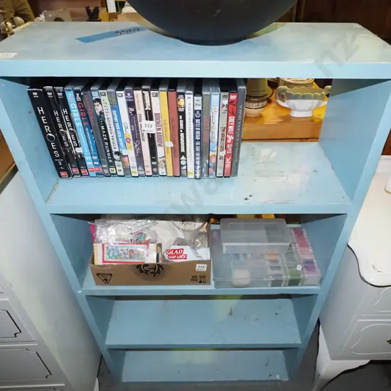 teal blue painted bookcase - needs  a clean H-1120 W-650 D-250