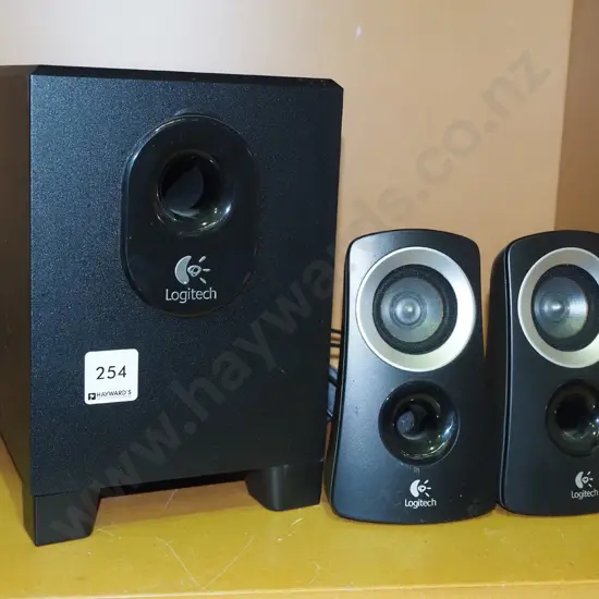 Logitec computer  speakers