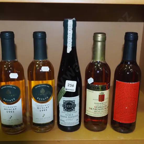 5 bottles of dessert wine