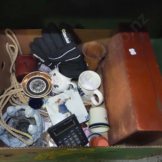box; ski gloves, beer tankard, calculator, wooden box etc