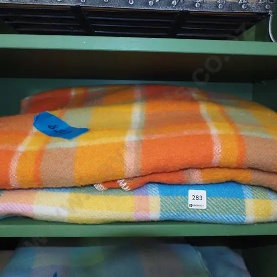 2x checked woollen blankets