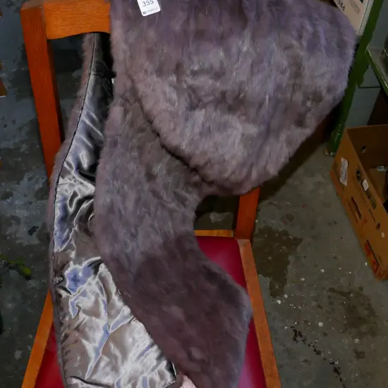 fur stole