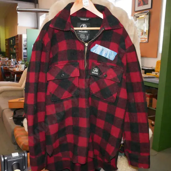 red checked M swanndri