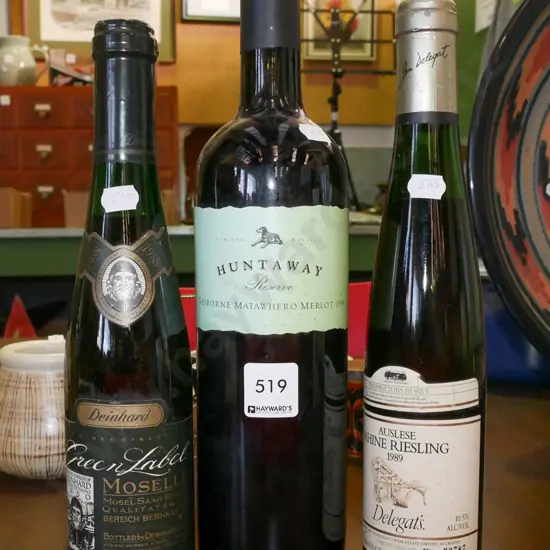 bottle of merlot, 2x dessert wines