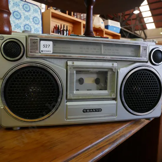 Sanyo radio cassette player