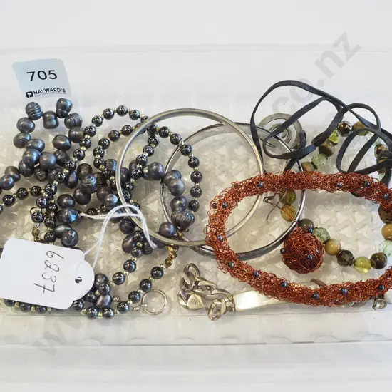 plastic tray of costume jewellery