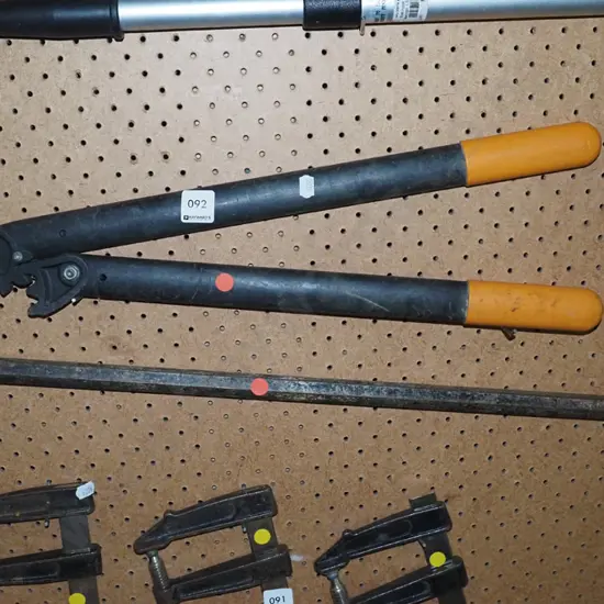garden loppers, wrecking bar