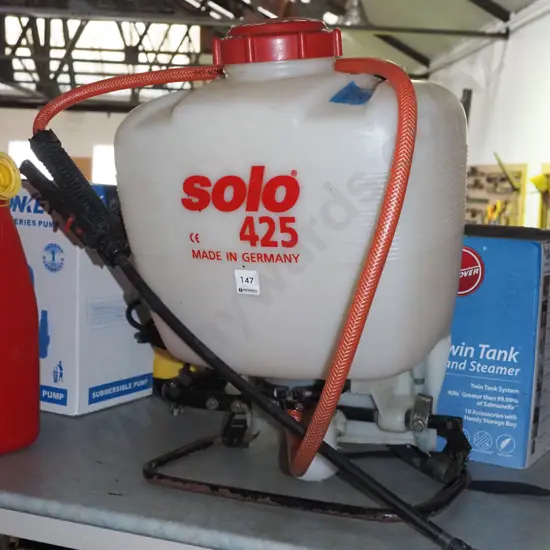 Solo backpack sprayer