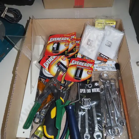 box; spanner sets, pliers, tin snips etc