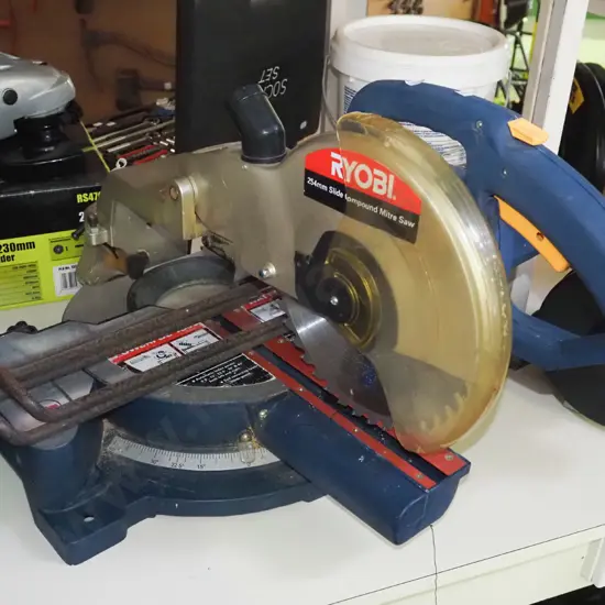 Ryobi 254mm compound mitre saw