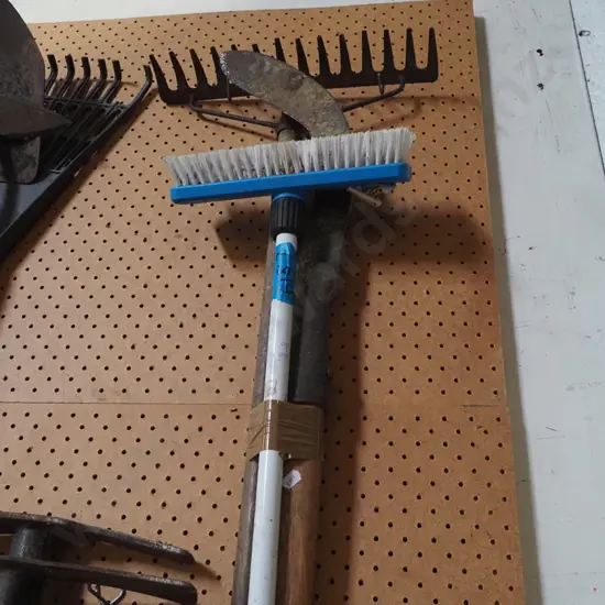 scrubbing brush, slaser, rake