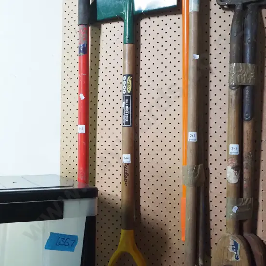 half moon garden edger