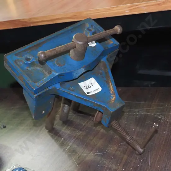 small woodworker's vice