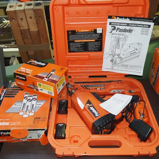Paslode nail gun - very good condition - 2 part boxes of nails 