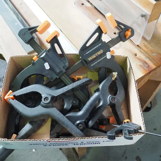 box of black plasi ccalmps