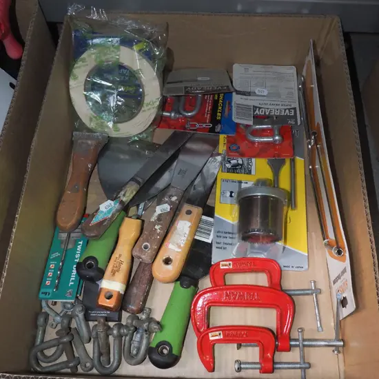 box; D shackles, scrapers, hole saw etc