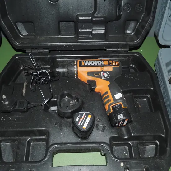 Worx cased 12V battery drill with charger and 2 batteries