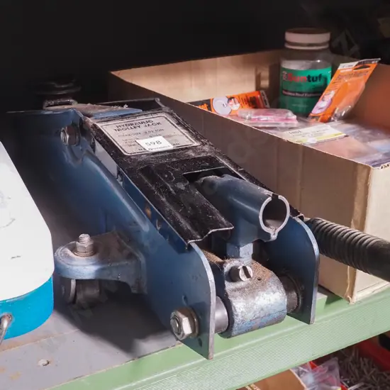 hydraulic trolley jack