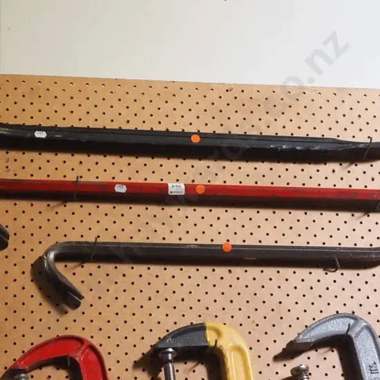 3x wrecking bars - orange dots