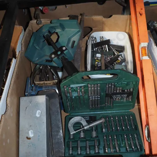 box; builder's level, clamps, drill drivers etc