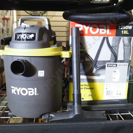 Ryobi wet and dry vacuum cleaner - with box