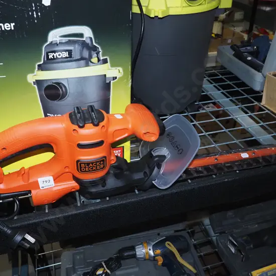 Black & Decker corded hedge trimmers