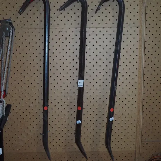 3x wrecking bars - red dots