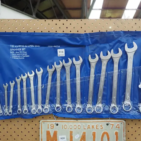 16 piece open end and ring spanner set