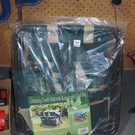 gardening combo  seat with bag and gardeing tools