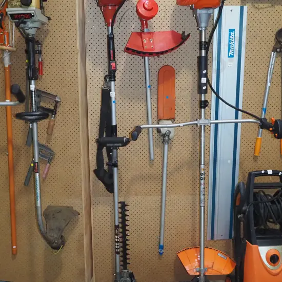 Qualcut multi tool with line trimmer, hedge trimmer and chainsaw attachment