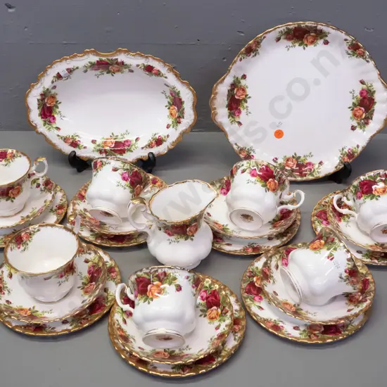 Royal Albert Old Country Roses 24-piece tea set with 7 trios, cake plate, serving plate, cream jug - no sugar bowl