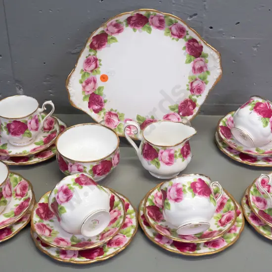 Royal Albert Old English Rose 21-piece tea set including cake plate