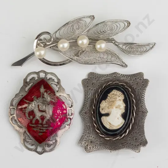 3 costume brooches